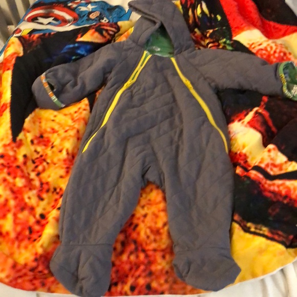 Adorable mini Boden light weight suit 6-12m - Picture 1 of 4